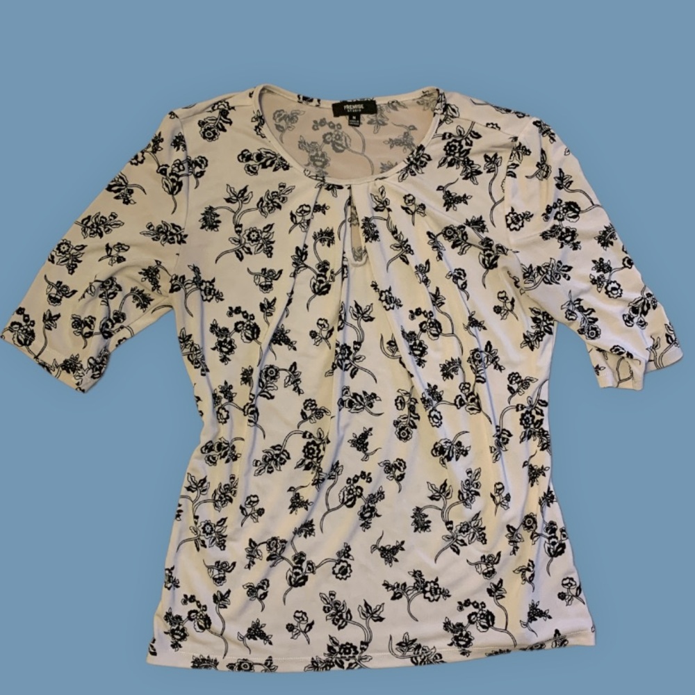Premise Studio Black & White Floral Blouse